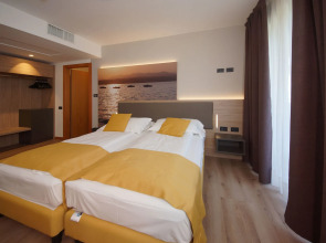 Ambassador Suite Hotel