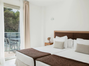 Portodrach Aparthotel & Suites