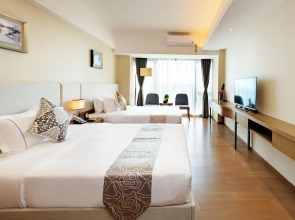 Yuwa Serviced ApartHotel