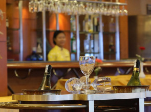 Sai Gon Ha Long Hotel