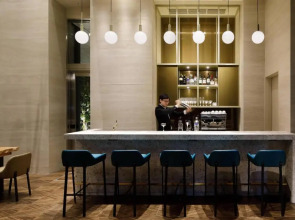 Отель Courtyard Osaka Honmachi by Marriott