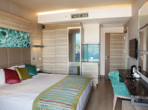 Long Beach Harmony Hotel & Spa