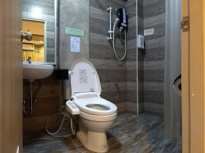 Komol Residence Bangkok