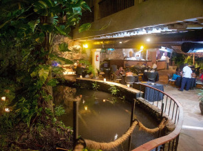 Voyager Beach Resort