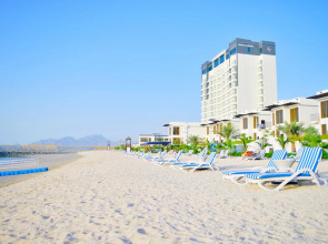 Mirage Bab Al Bahr Hotel