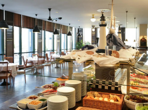 Trans World Hotel Donauwelle