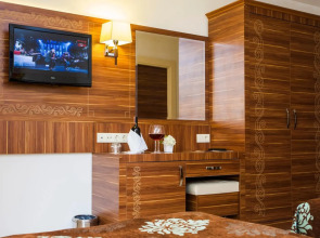 Kleopatra Blue Hawaii Hotel