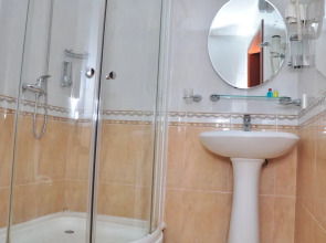 Отель «Яхт-клуб»