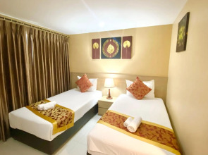 Top High Airport Link Hotel