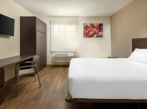 Extended Suites Tijuana Macroplaza