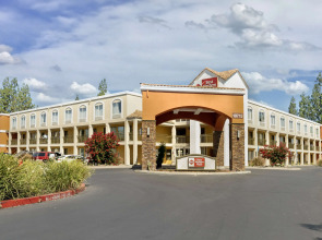 Best Western Plus Rancho Cordova Inn