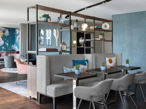 Renaissance Zürich Tower Hotel