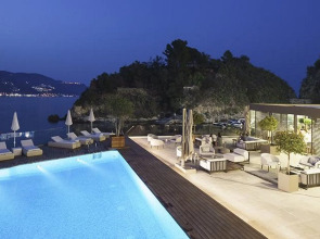 Atlantis Bay - VRetreats