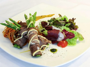 Almansour Suites Hotel Doha