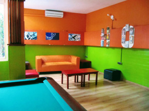 Onefam Les Corts Hostel