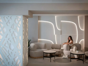 Mary Hotel & Mary Royal Suites