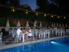 Grand Okan Hotel