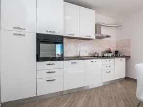 Pool Apartment Bakija 2