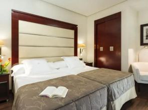 Отель Valencia Center