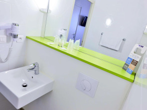 Kyriad Carcassonne - Aéroport