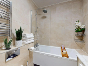 Park Lane Apartments - Clarges St