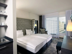 Отель Arcotel John F 