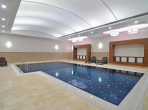 DoubleTree by Hilton Hotel Van