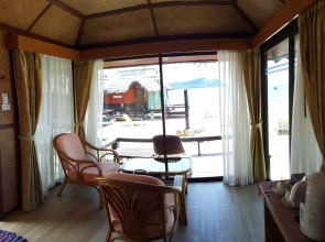 Sunset Village Beach Resort