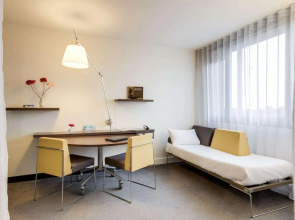 Novotel Suites Paris CDG Airport Villepinte