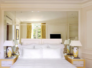 Отель Grand-Hôtel du Cap-Ferrat, A Four Seasons