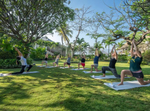 Bali Lovina Beach Cottages