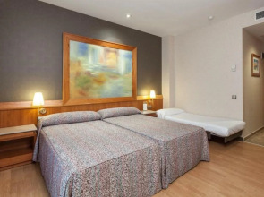 Catalonia Excelsior Hotel