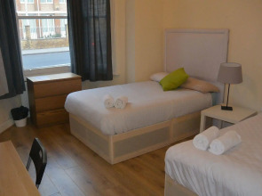 Stay In Vauxhall Guesthouse