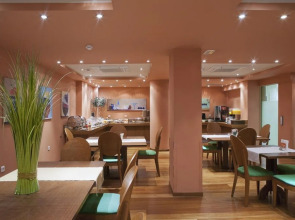 Отель Athens Center Square