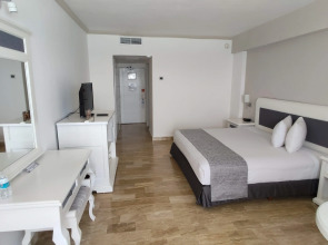 Golden Parnassus Resort & Spa All Inclusive