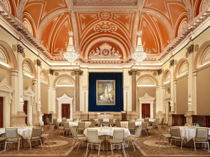 The College Green Hotel Dublin, Autograph Collection