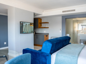 Blaauwberg Beach Hotel