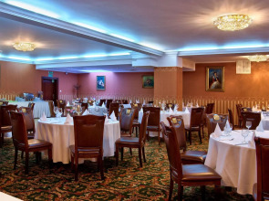 Hotel Dworek Tryumf Dąbrowscy Spółka Jawna