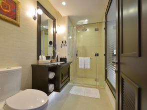 Paradise Suites Hotel