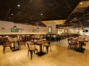 Lemon Tree Premier, Delhi Airport