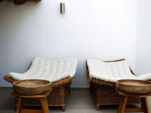 The PINEHILL Hotel & Suites