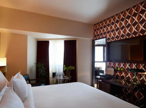 Отель Brown Acropol