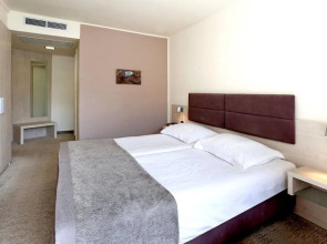 Hotel Mediteran Plava Laguna