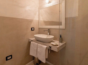 Flower Rooms Cagliari