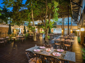 Duangjitt Resort & Spa