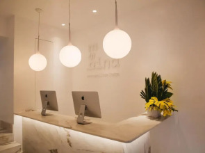 Esqina Cosmopolitan Lodge