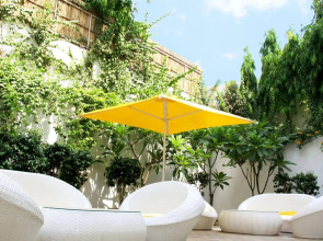 Bloomrooms @ Link Road