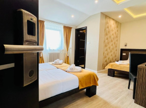 Side One Design Hotel