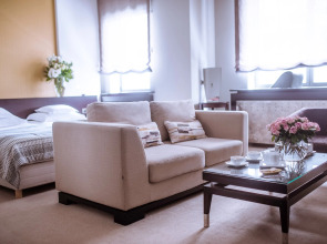 Отель Townhouse27