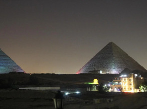 Pyramid Edge Hotel & Exclusive Pyramids View Rooftop